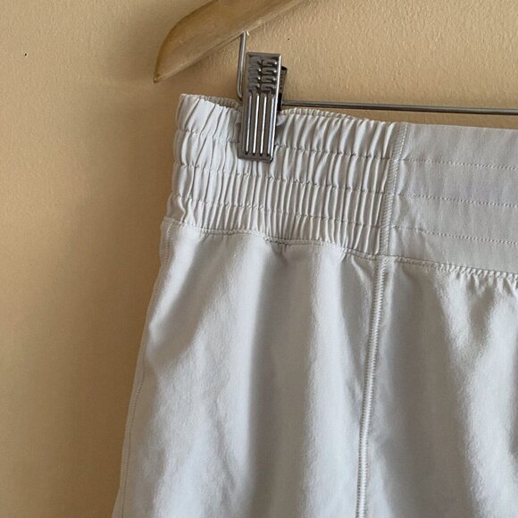 Lululemon 2023 Hotty Hot High-Rise Lined Short 4" Woman 14 Bone Swift Fabric - Picture 4 of 14